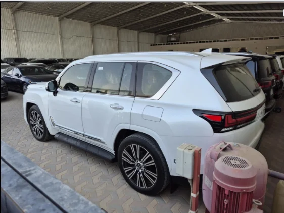 لكزس LX 600 2024 