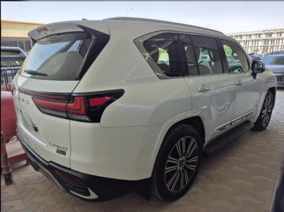 لكزس LX 600 2024 