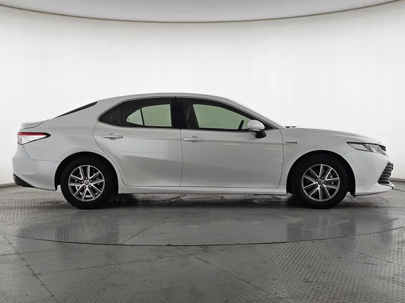Toyota Camry  LE 2020 