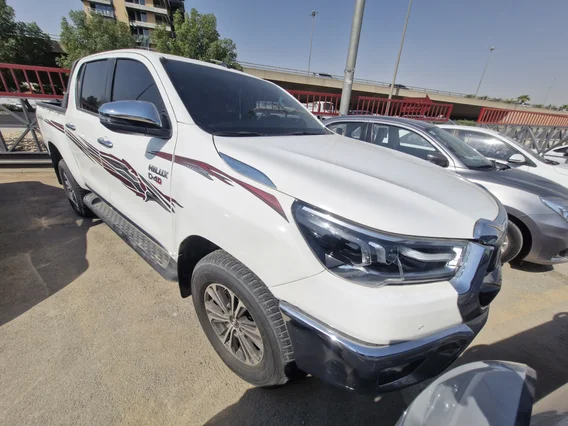تويوتا هايلكس SGLX 4X4 AT DSL 2024 دبل