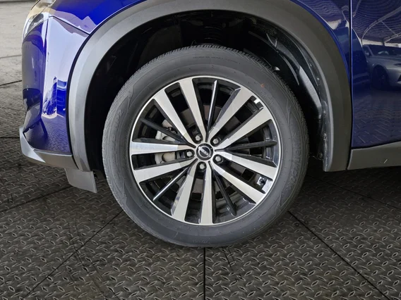 نيسان باثفندر SV 2023 دبل