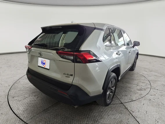 Toyota RAV4 LE 2022 