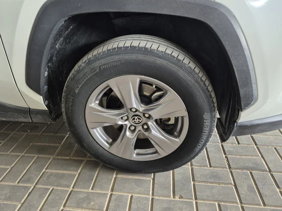 Toyota RAV4 LE 2022 