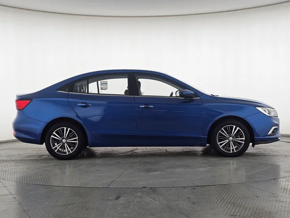 MG 5 LUX 2022 