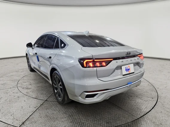 Ford Taurus Ambiente 2025 