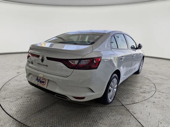 رينو ميجان E 2024 