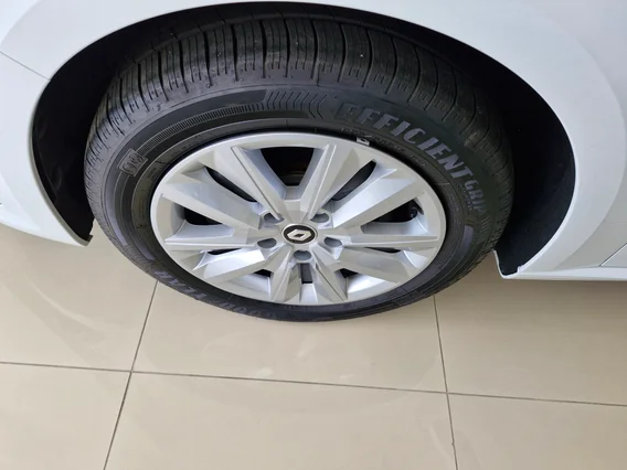 رينو ميجان E 2024 
