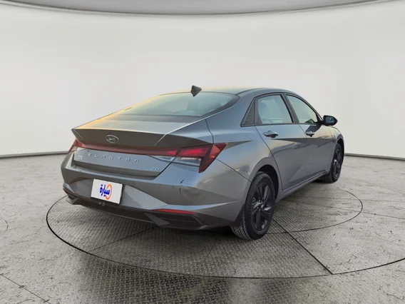 Hyundai Elantra Smart 2023 