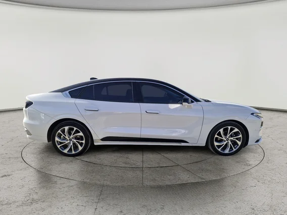 Ford Taurus Titanium 2023 
