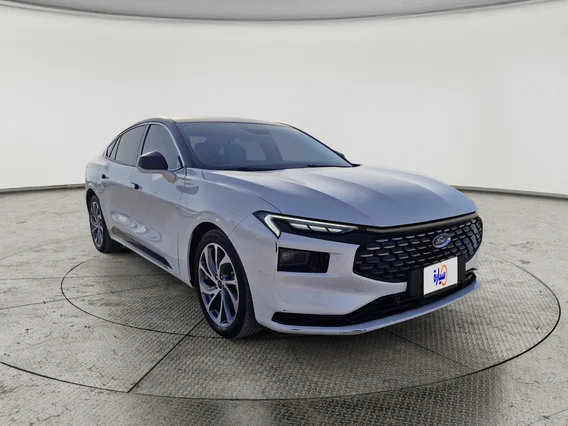 Ford Taurus Titanium 2023 