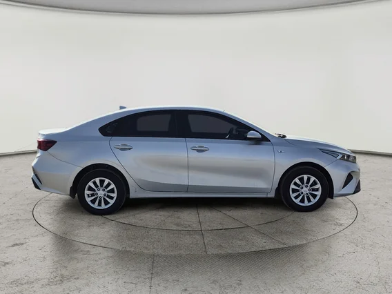 Kia Cerato GL 2024 
