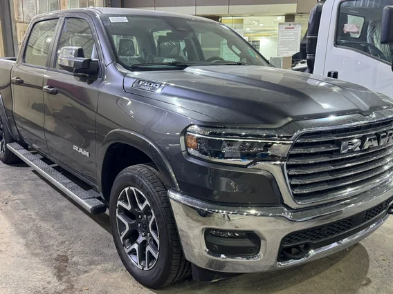 Dodge Ram LARAMIE 2025 دبل
