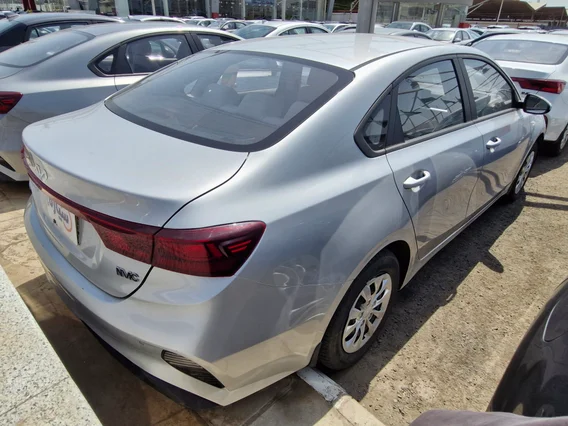 Kia Cerato L 2023 