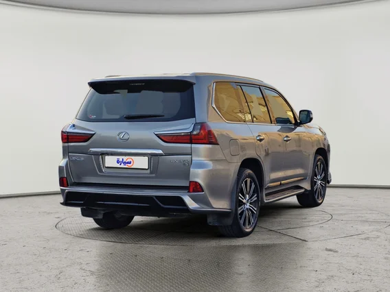 لكزس LX 570 S 2021 