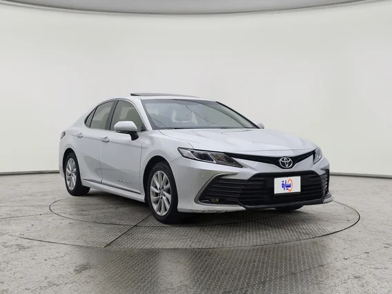 Toyota Camry  GLE 2024 