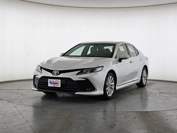 Toyota Camry  GLE 2024 