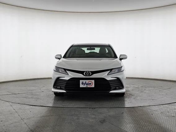 Toyota Camry  GLE 2024 