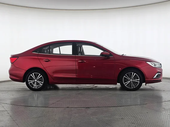 MG 5 LUX 2022 