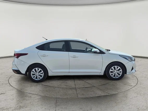 Hyundai Accent Smart 2023 