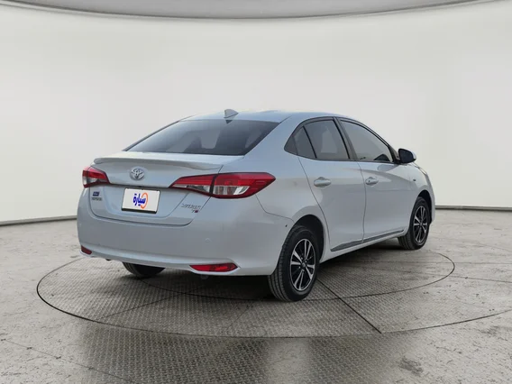 Toyota Yaris  Y Plus 2022 