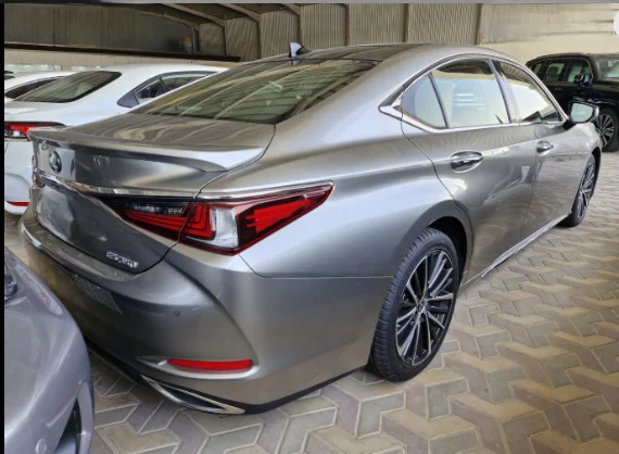 لكزس ES 350 2023 