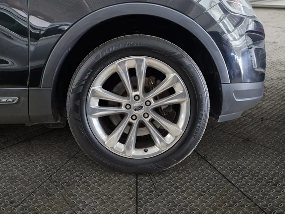 Ford Explorer XLT 2019 دبل