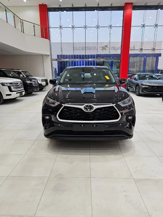 Toyota Highlander LE 2025 