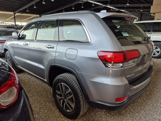 جيب جراند شيروكي ليمتد 2021 دبل