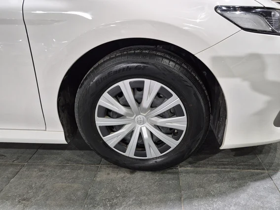 تويوتا كامري LE 2022 