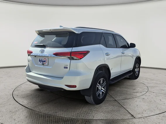 Toyota Fortuner VX 2023 دبل