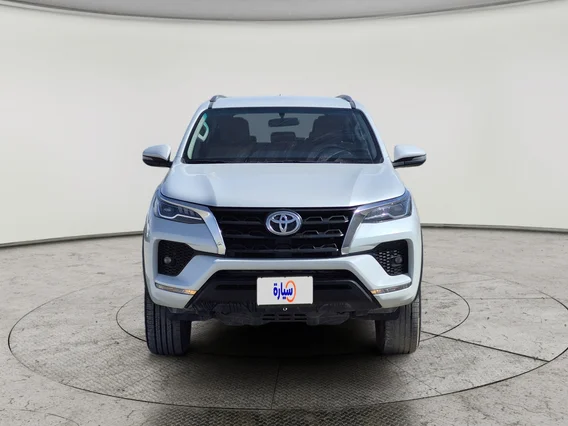 Toyota Fortuner VX 2023 دبل