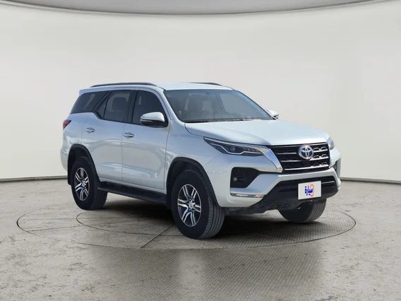 Toyota Fortuner VX 2023 دبل