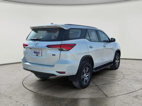 Toyota Fortuner GX2 4x4 2023 دبل