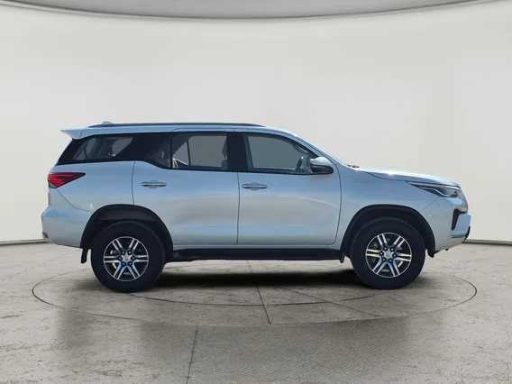 Toyota Fortuner GX2 4x4 2023 دبل