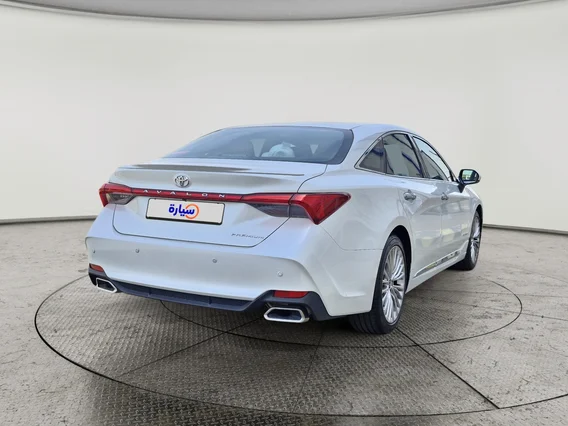 Toyota Avalon PREMIUM 2021 
