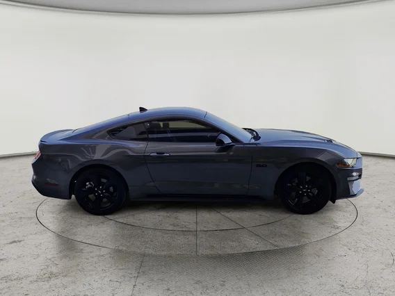 Ford Mustang GT 2021 