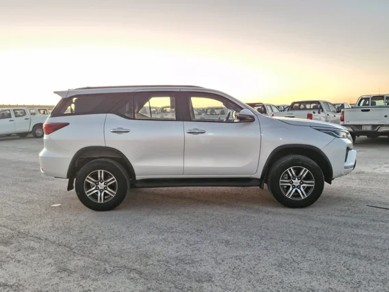 Toyota Fortuner VX 2023 دبل