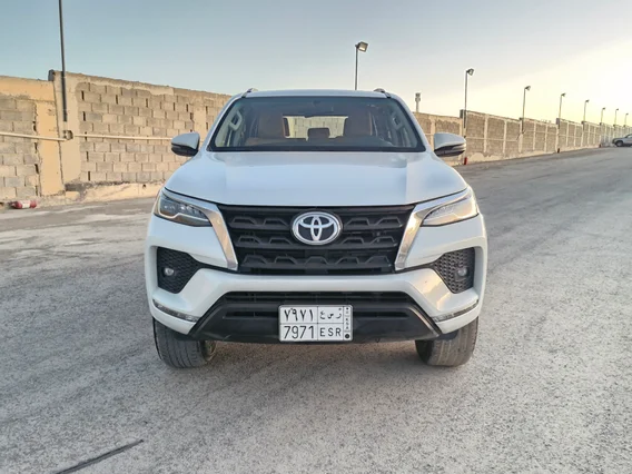 Toyota Fortuner VX 2023 دبل