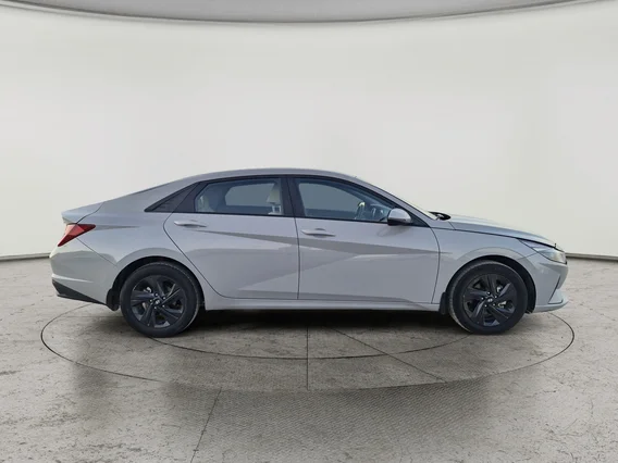 Hyundai Elantra Smart 2023 