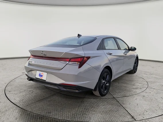 Hyundai Elantra Smart 2023 