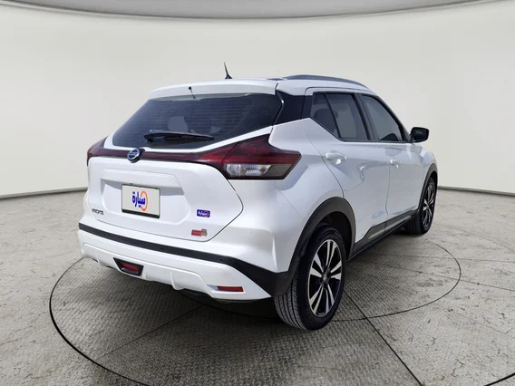 Nissan Kicks SV 2022 