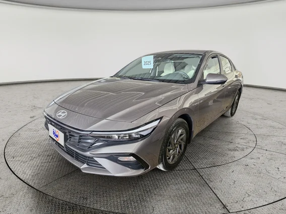Hyundai Elantra Smart China 2025 