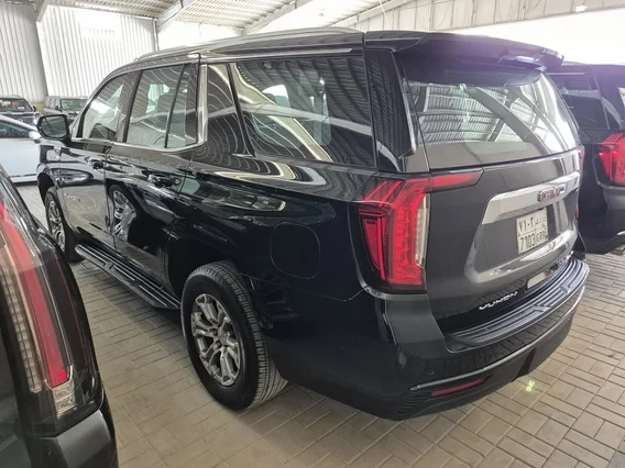 GMC Yukon SLE 2022 دبل