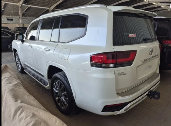 تويوتا لاندكروزر GXR4 2024 دبل
