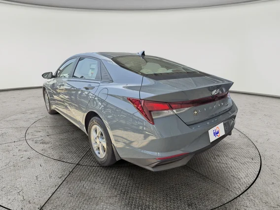 Hyundai Elantra Smart 2022 