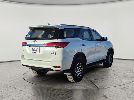 Toyota Fortuner VX 2023 دبل