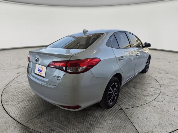 Toyota Yaris  Y Plus 2022 