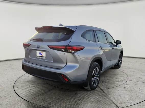 Toyota Highlander GLE 2023 