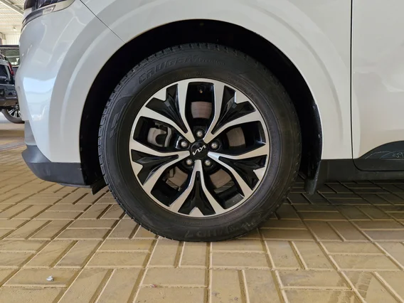 Kia Carnival GL 2023 