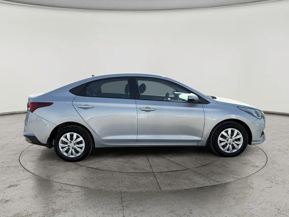 Hyundai Accent Smart 2023 